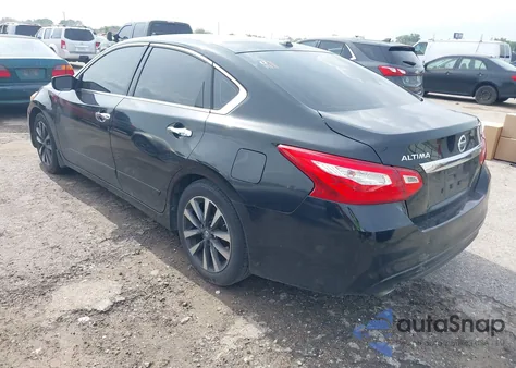 2016 Nissan Altima 2.5 Sv z USA, uszkodzony, nr VIN 1N4AL3AP1GC196781
